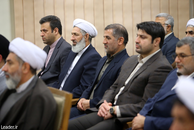 Imam Khamenei receives a group of officials from Gholestan Province.
